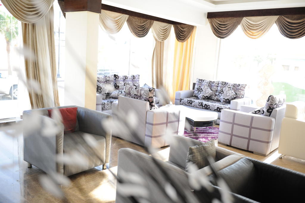 Hotelier Suites Riyadh Exterior photo