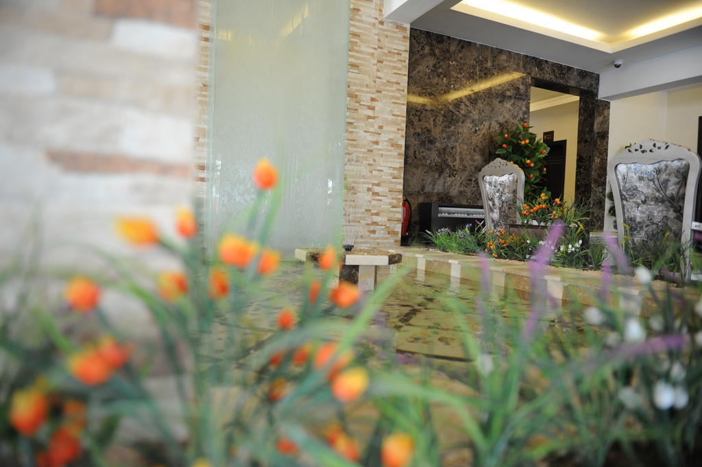 Hotelier Suites Riyadh Exterior photo